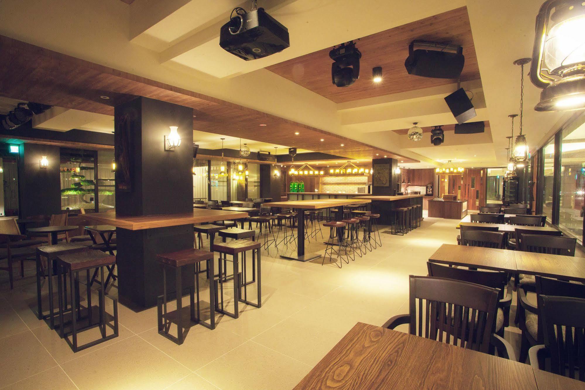 Inn By The Village Taitung Exterior photo