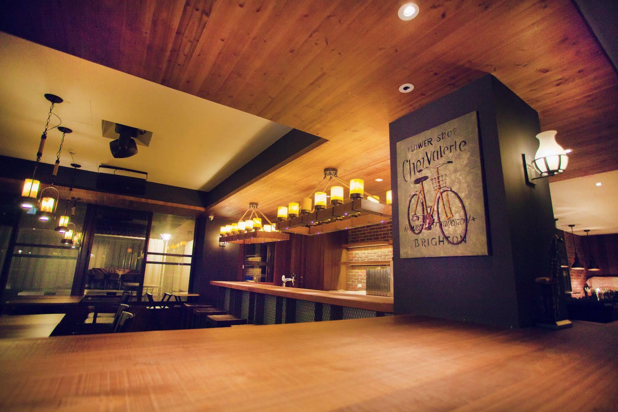 Inn By The Village Taitung Exterior photo