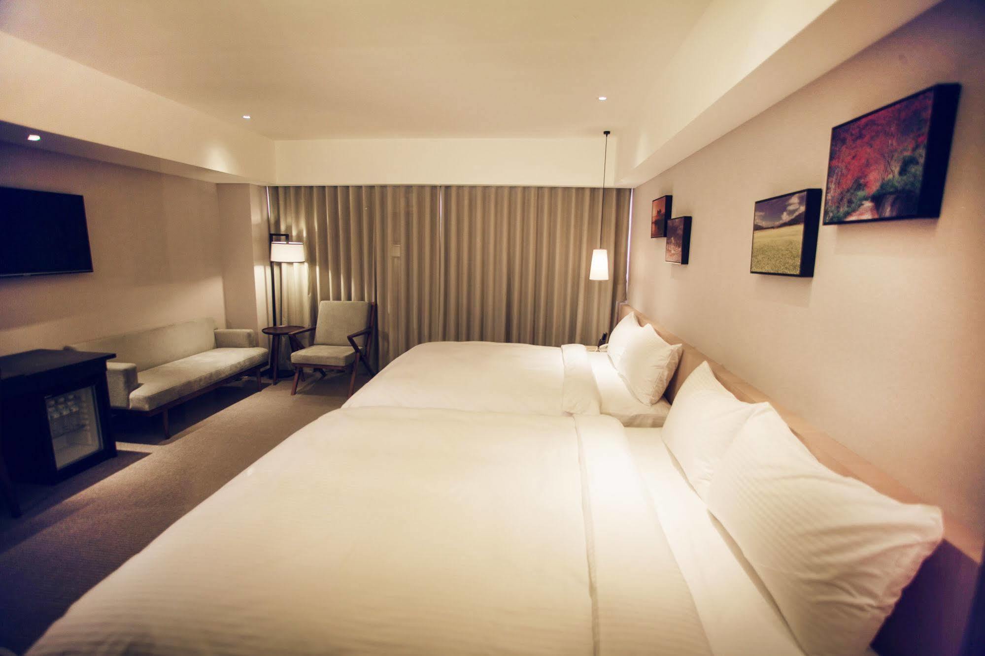 Inn By The Village Taitung Exterior photo
