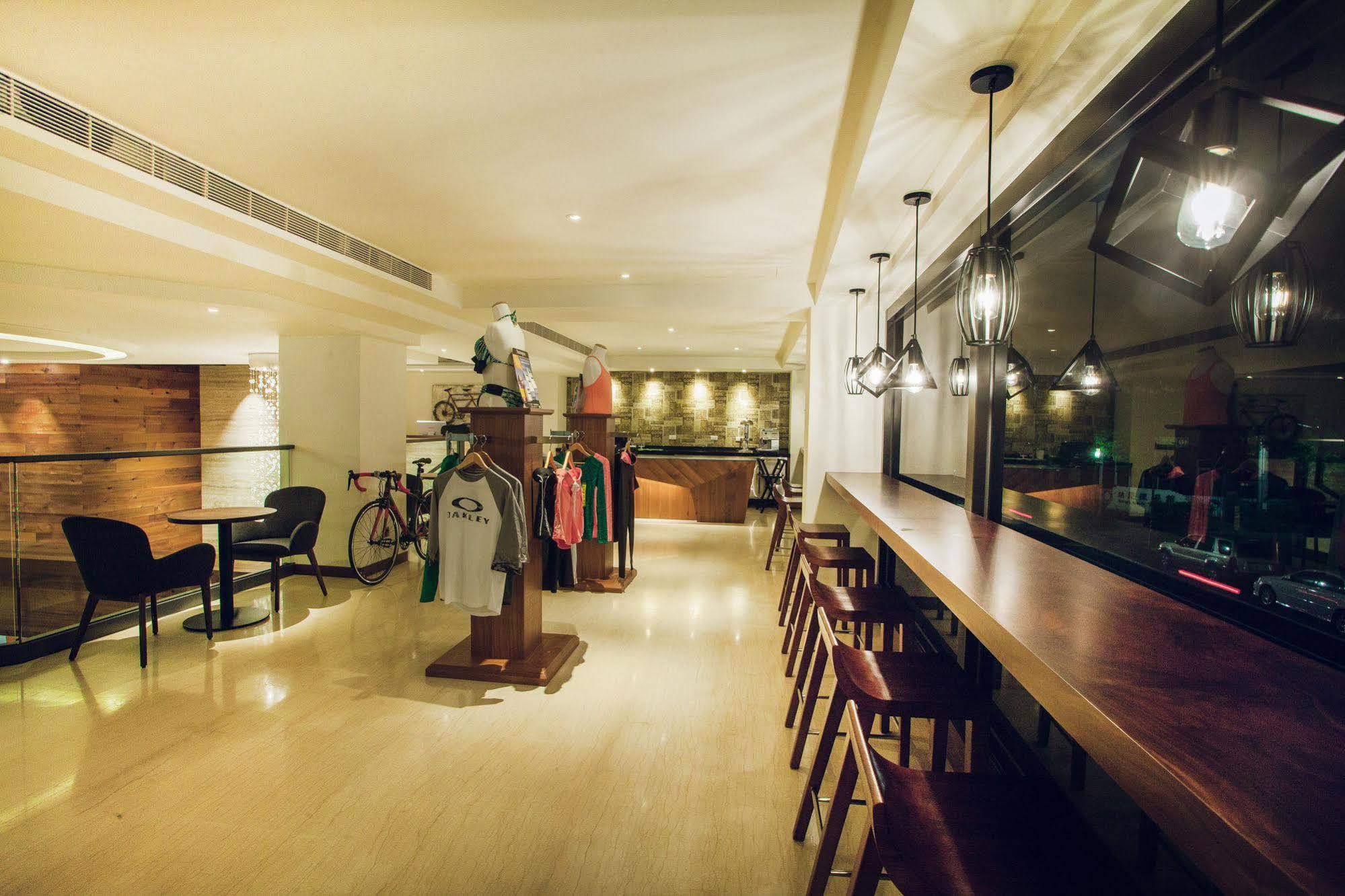 Inn By The Village Taitung Exterior photo